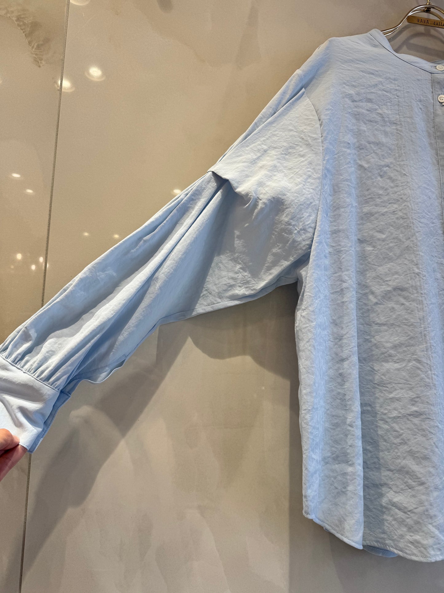 ボリュームスリーブシャツ