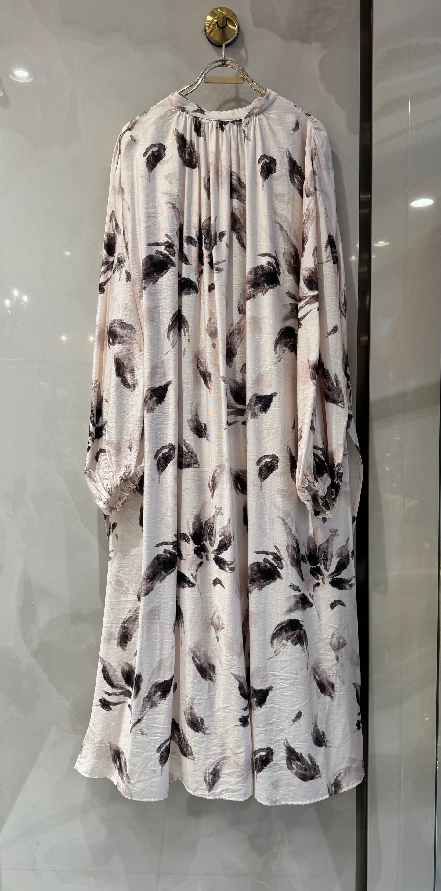 ボタニカル柄ロングワンピース