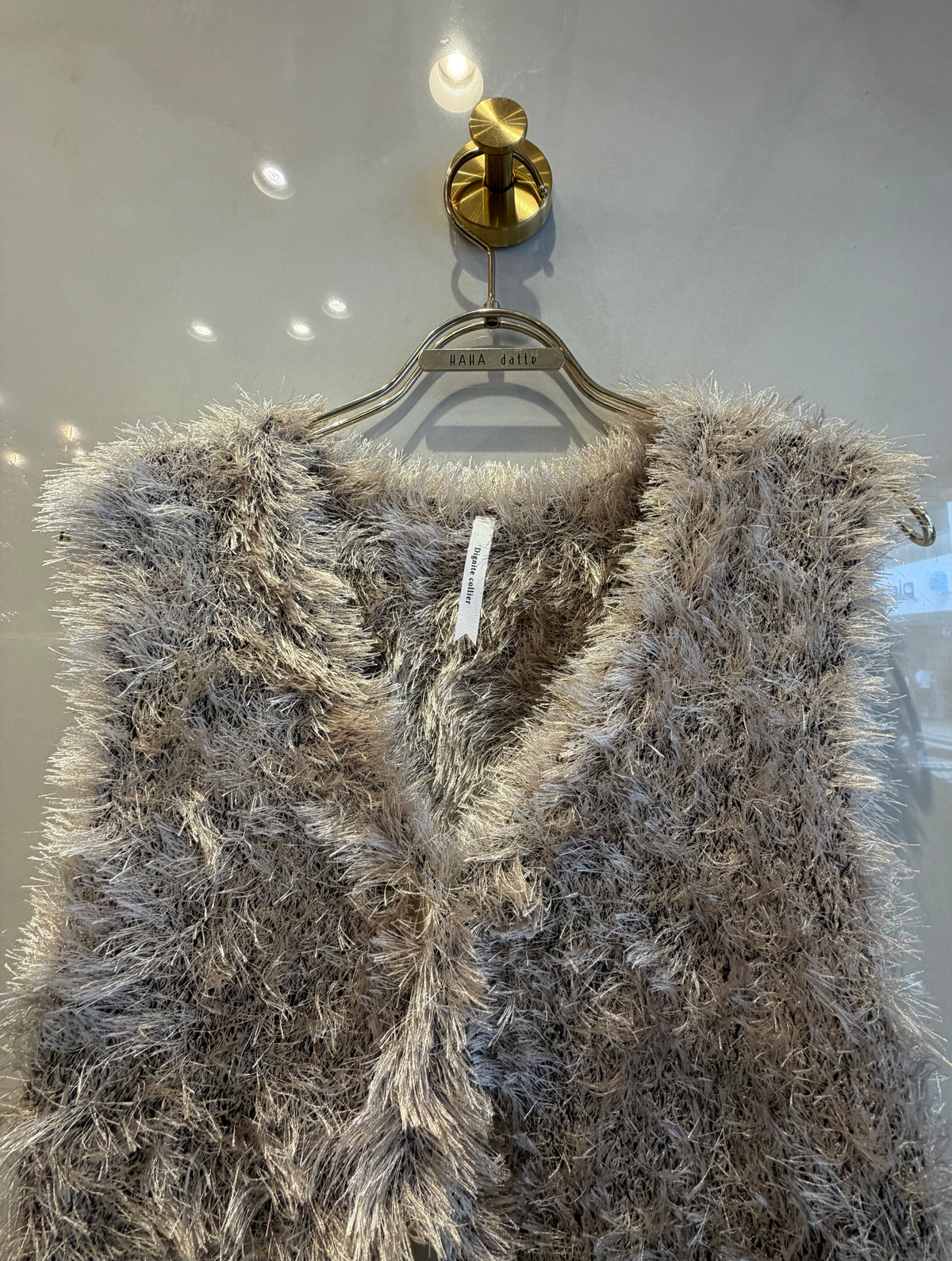 ［Dignite collier］ミックスシャギー Vネックベスト