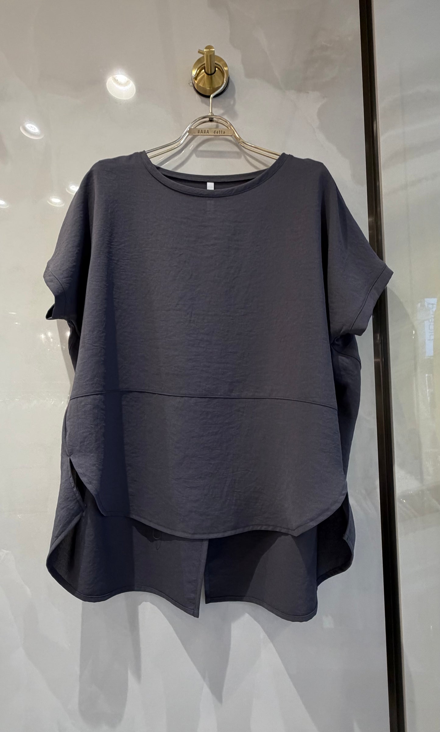 ［Digngte collier］裾切り替えTシャツブラウス