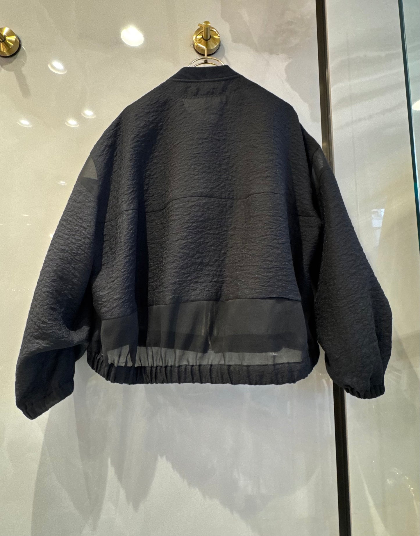 ［Lallia Mu］シアーエンボスブルゾン