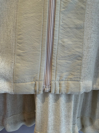 ［Lallia Mu］バックプリーツメッシュフードブルゾン