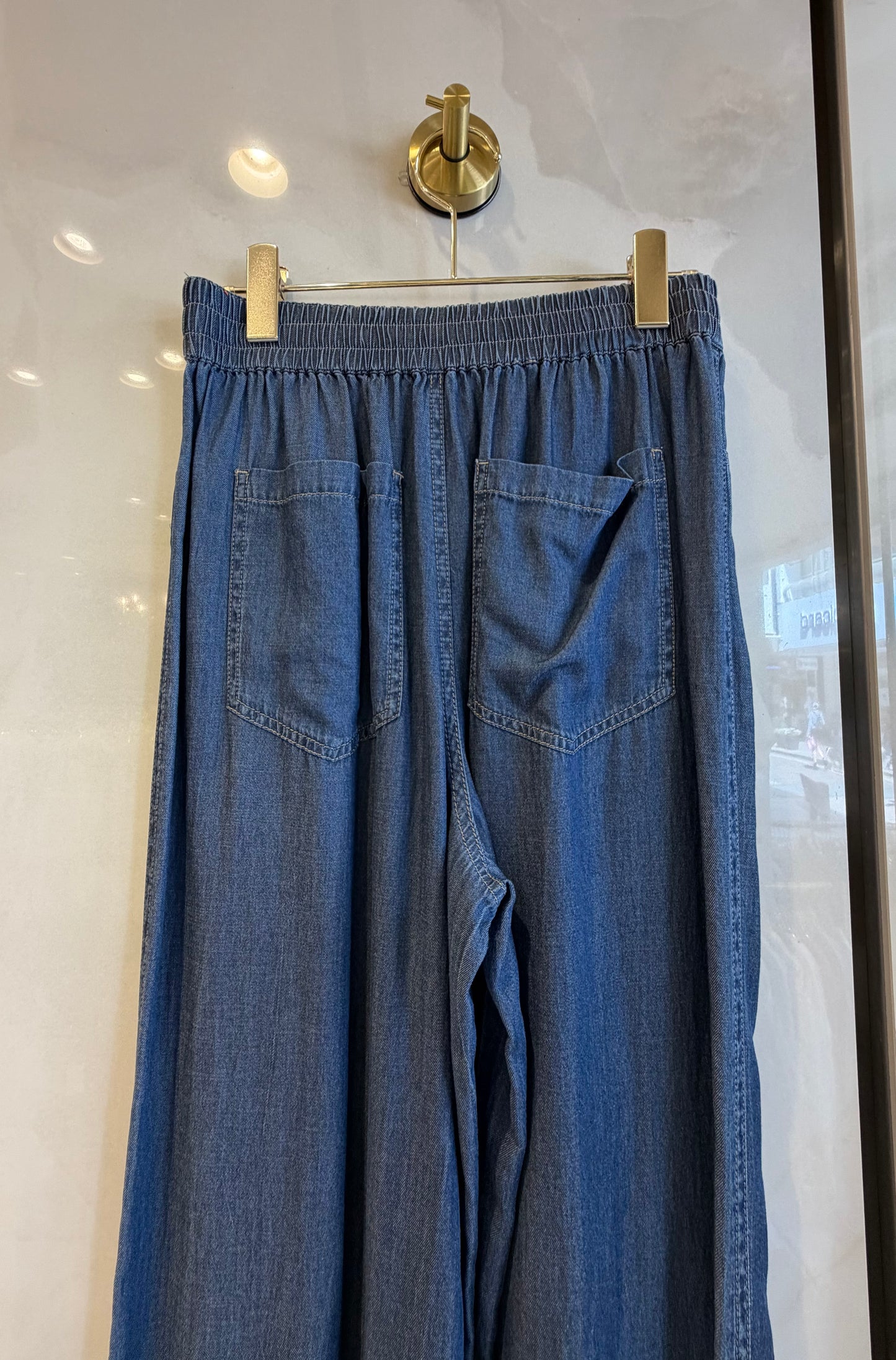 ［BLVE FRONCE］テロテロデニム風パンツ