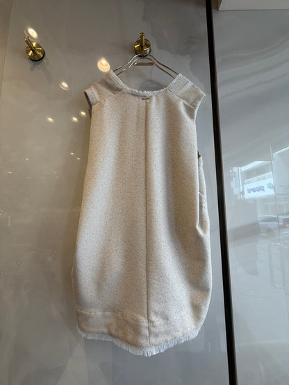 フリンジヘムVネックロングベスト