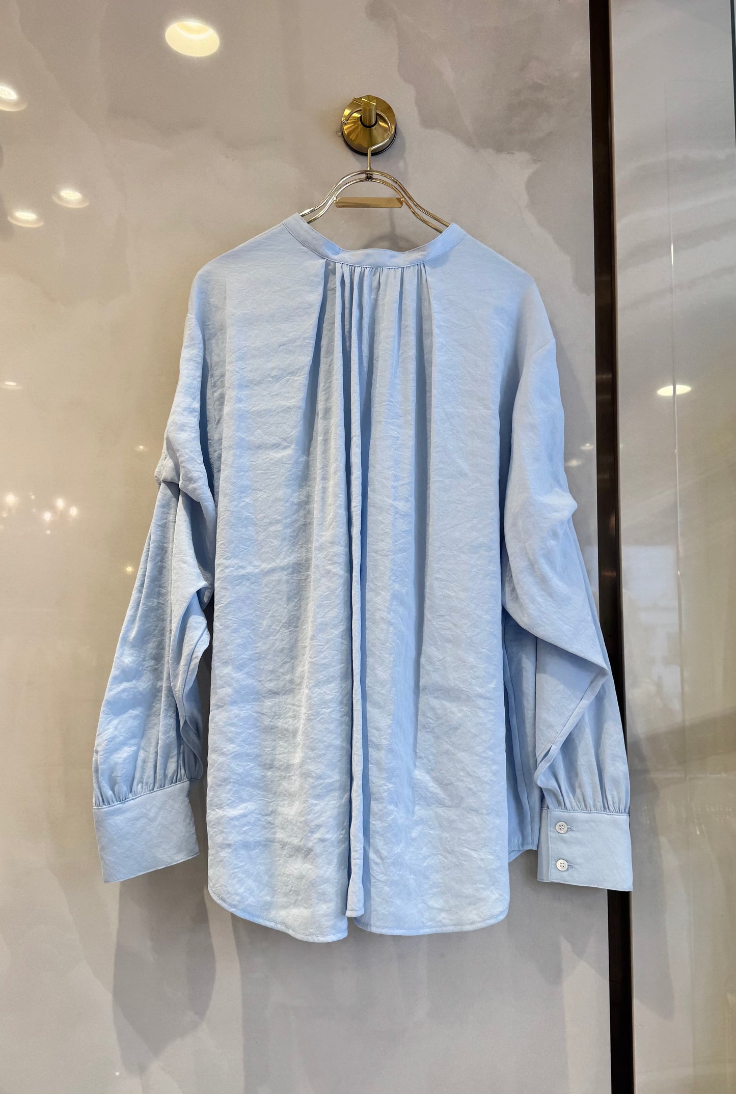 ボリュームスリーブシャツ