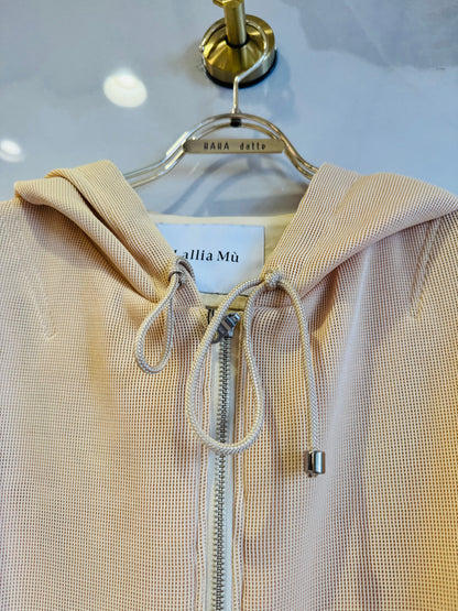 ［Lallia Mu］バックプリーツブルゾン