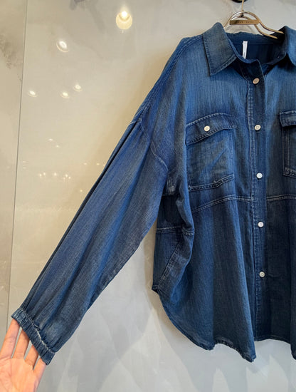 ［Dignite Coller デニム風コットンシャツ］