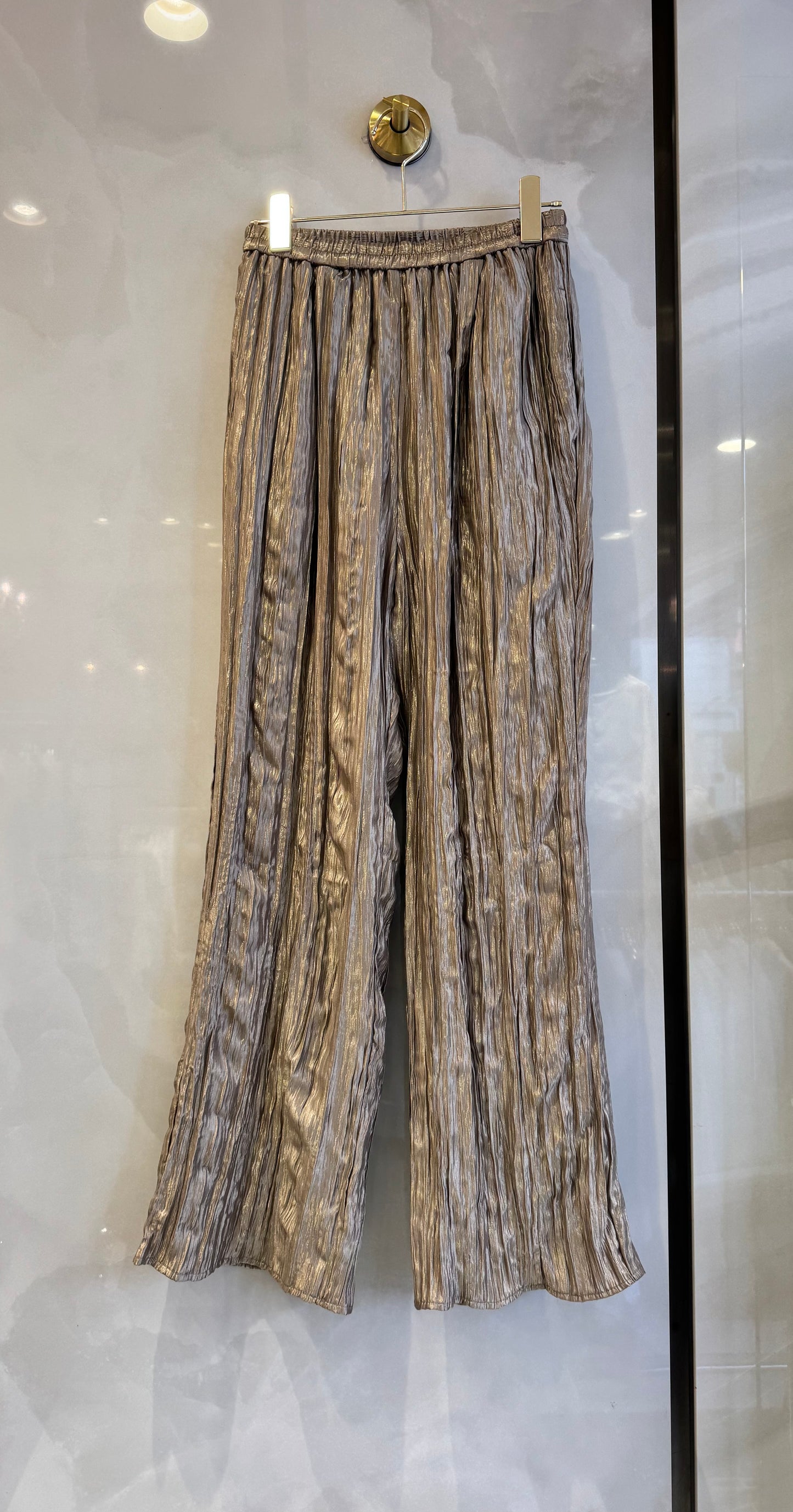 シワ加工ワイドパンツ