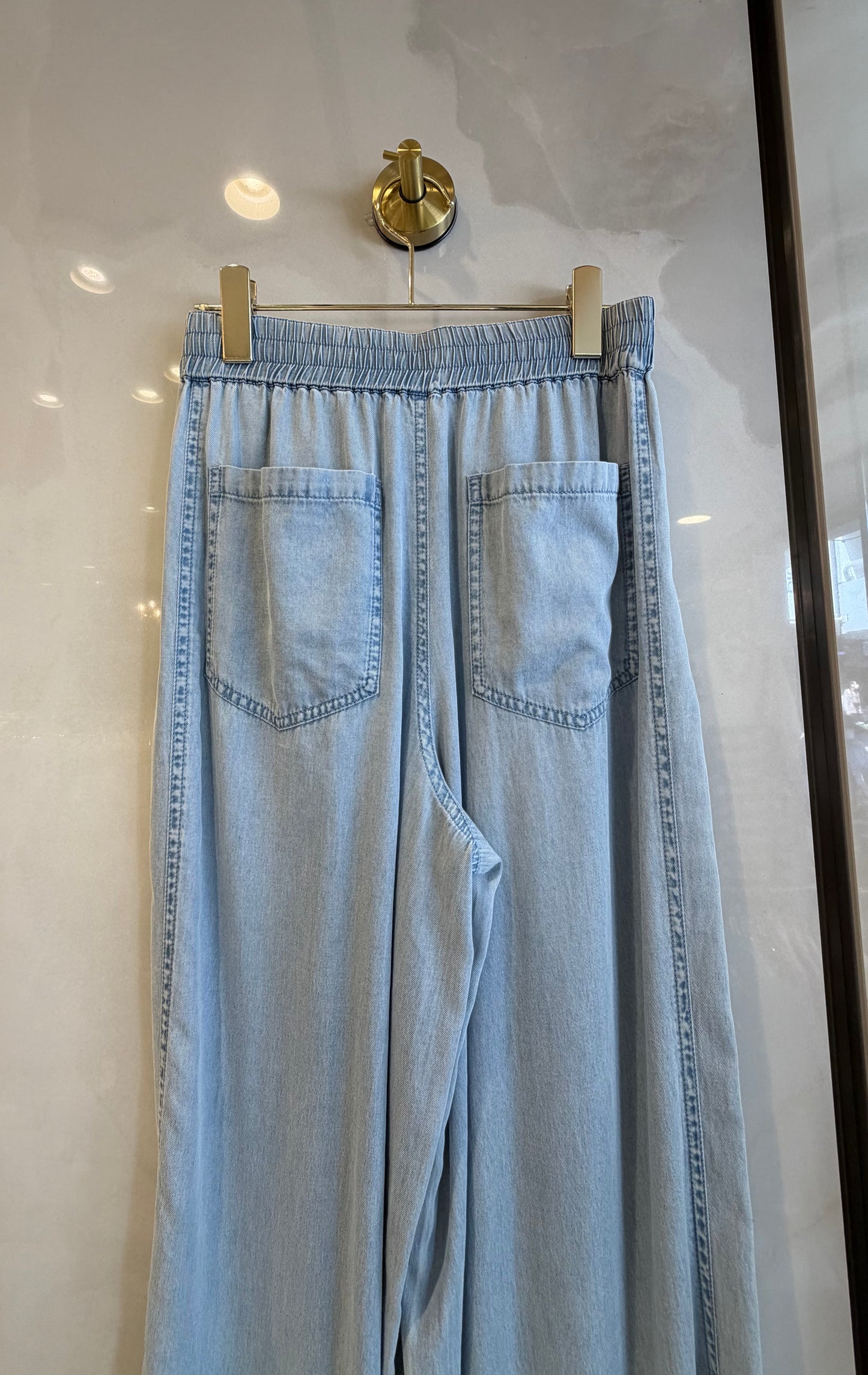 ［BLVE FRONCE］テロテロデニム風パンツ