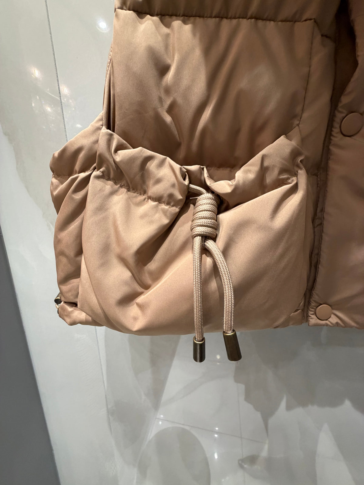 ［Dignite collier］ボア襟付きボリュームベスト