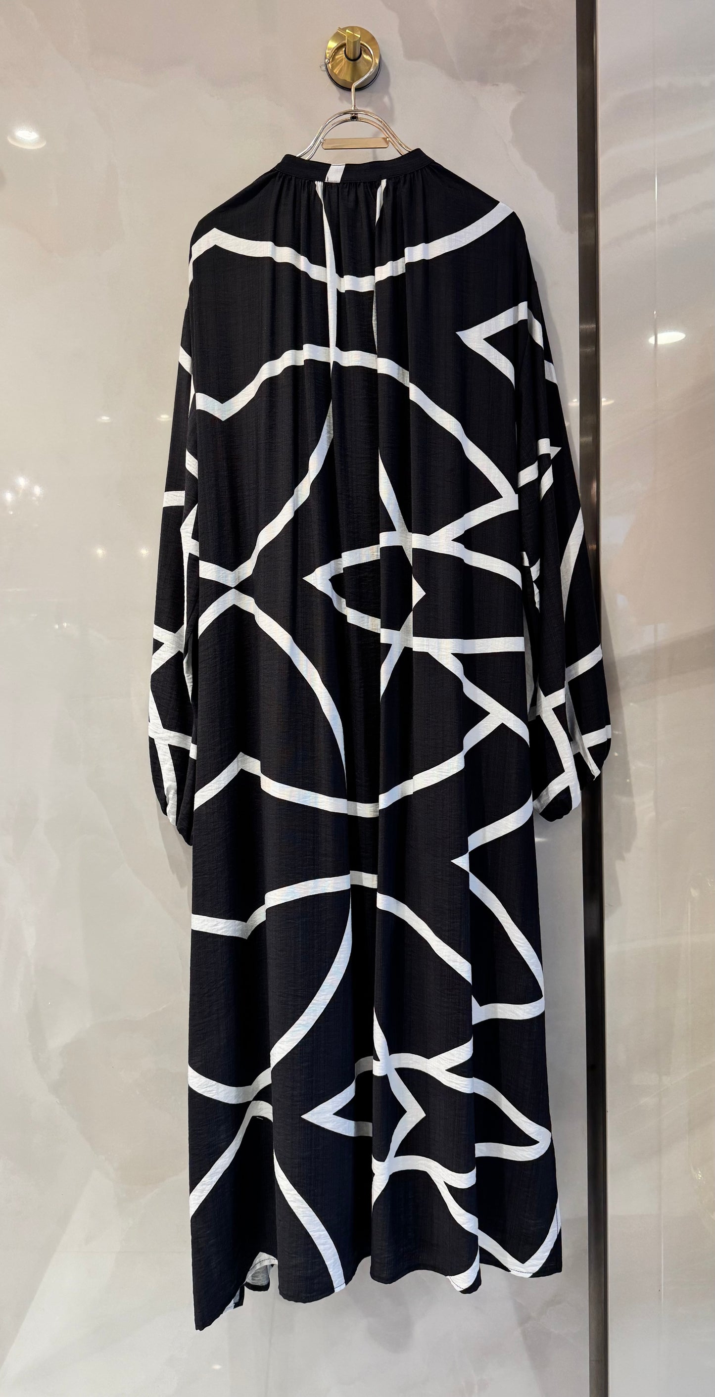 シャツワンピース