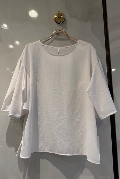 ［Dignite collier］フレアスリーブTシャツブラウス