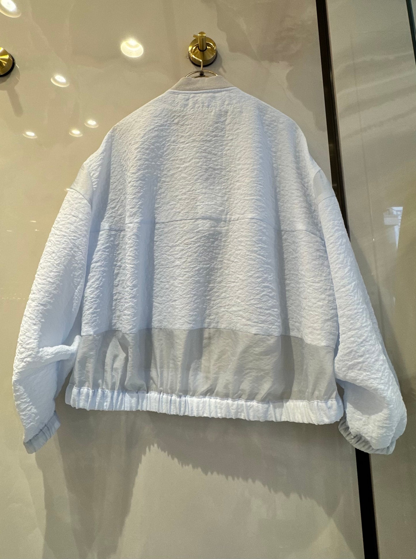 ［Lallia Mu］シアーエンボスブルゾン