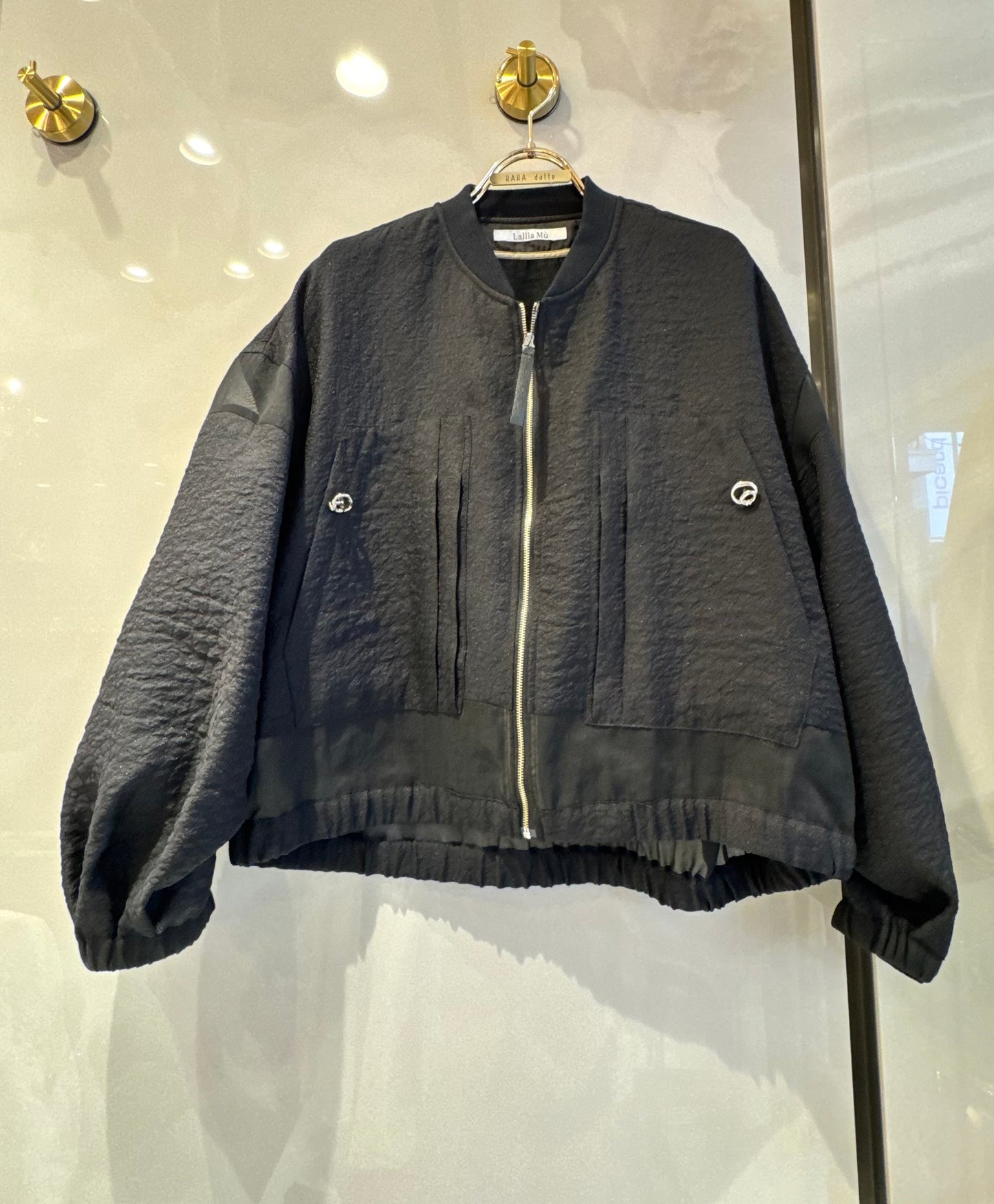 ［Lallia Mu］シアーエンボスブルゾン