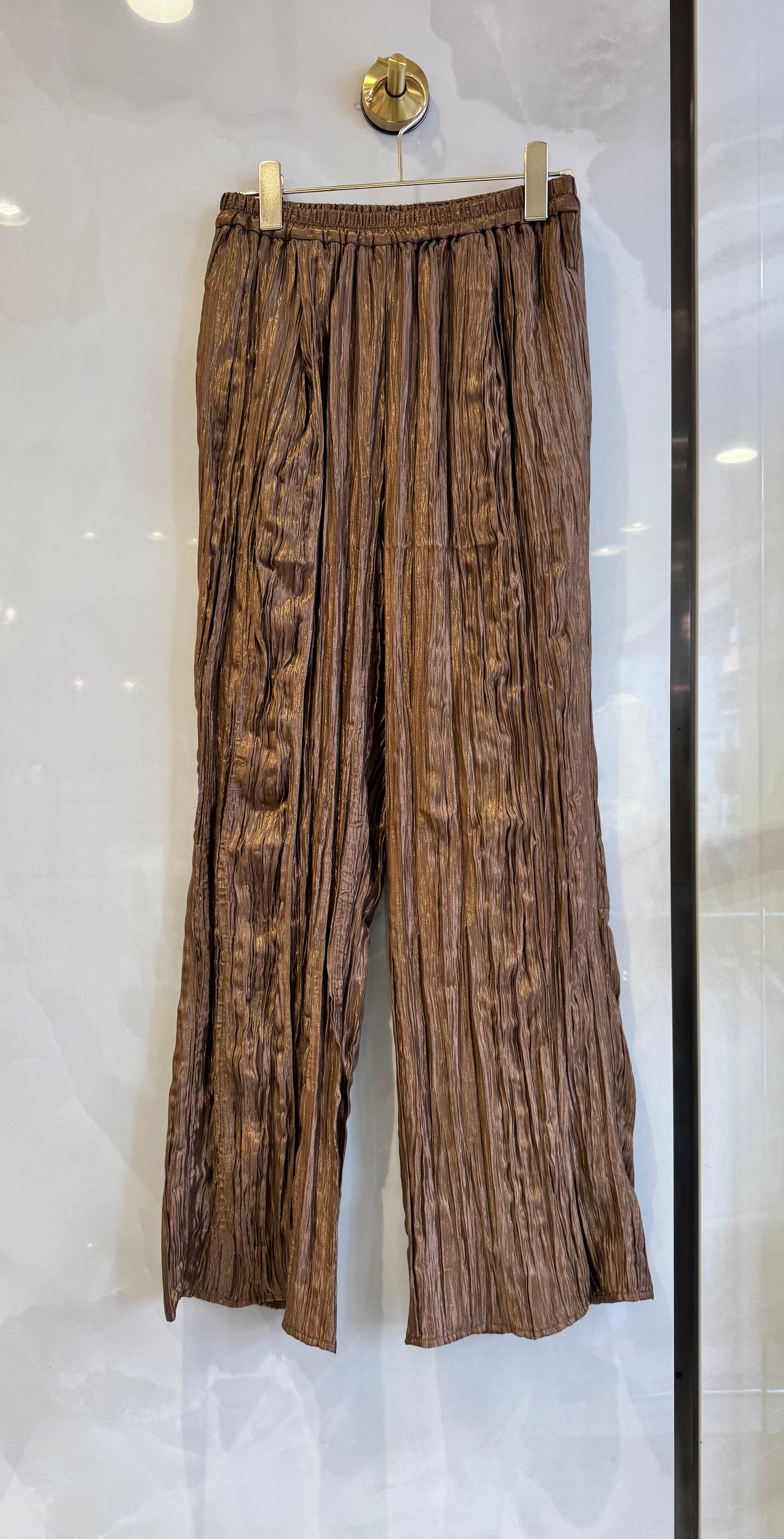 シワ加工ワイドパンツ