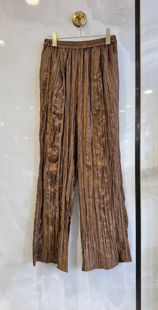 シワ加工ワイドパンツ