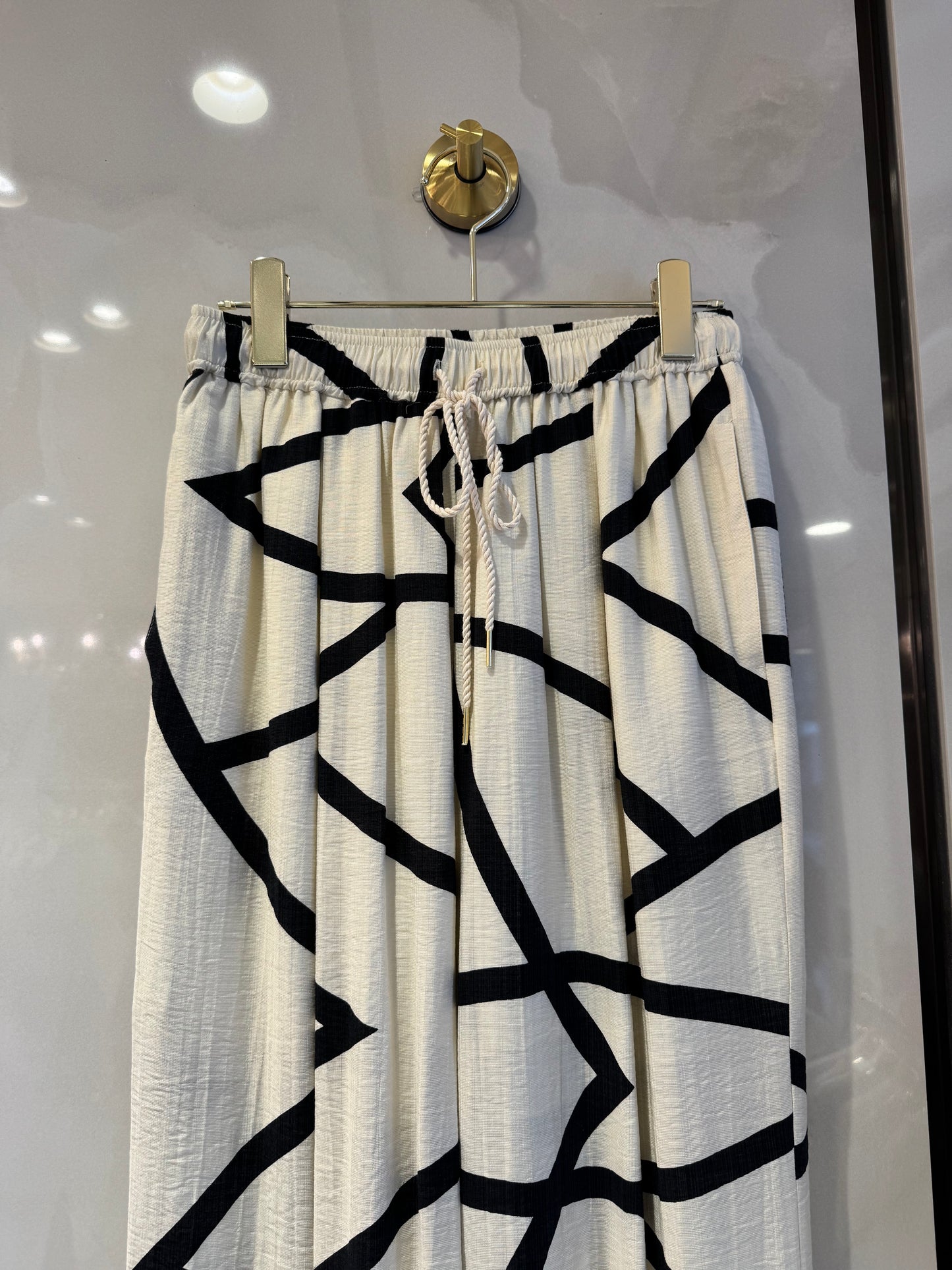 大柄ワイドパンツ