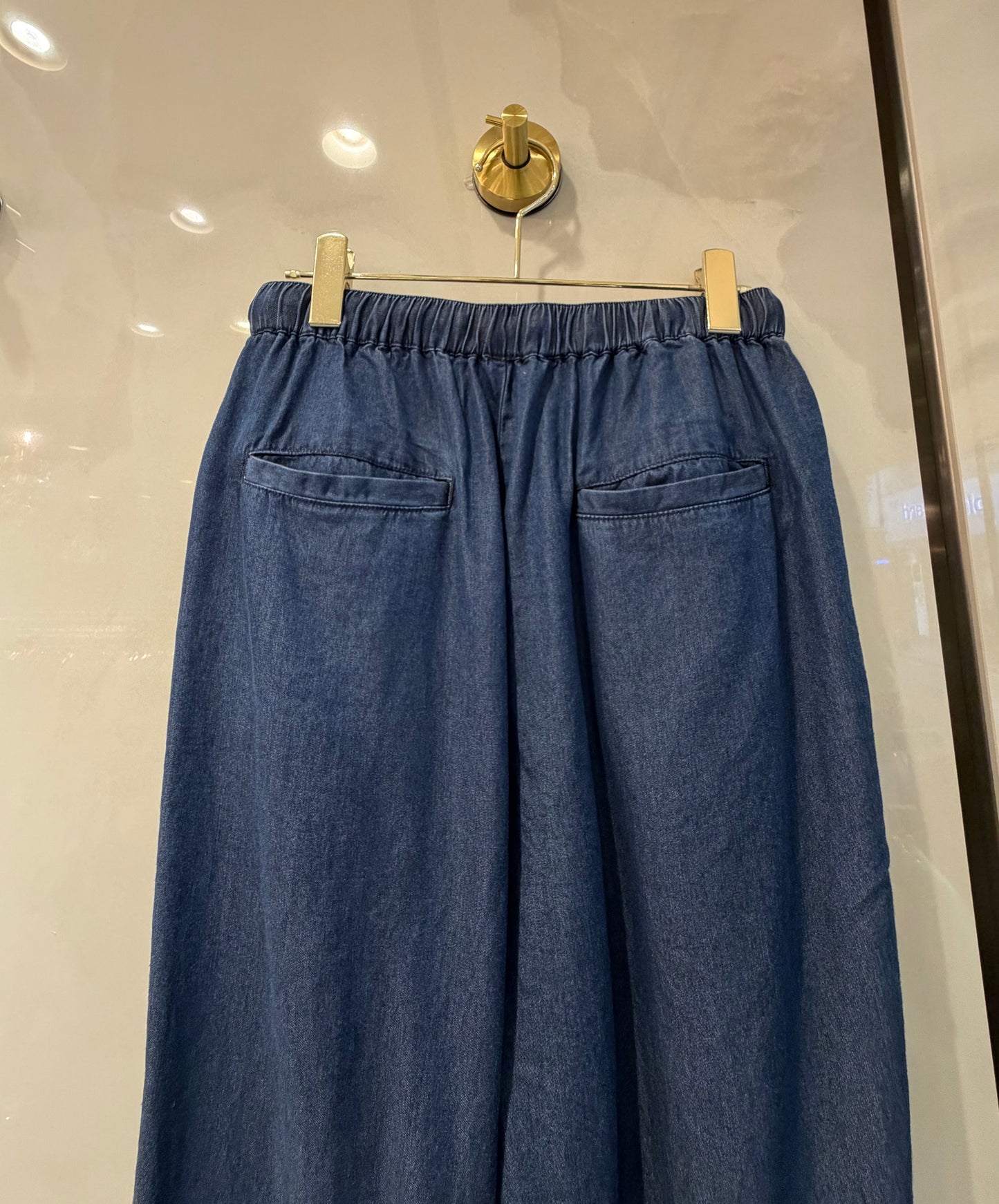 ［Dignite C ollier］デニム風タックパンツ