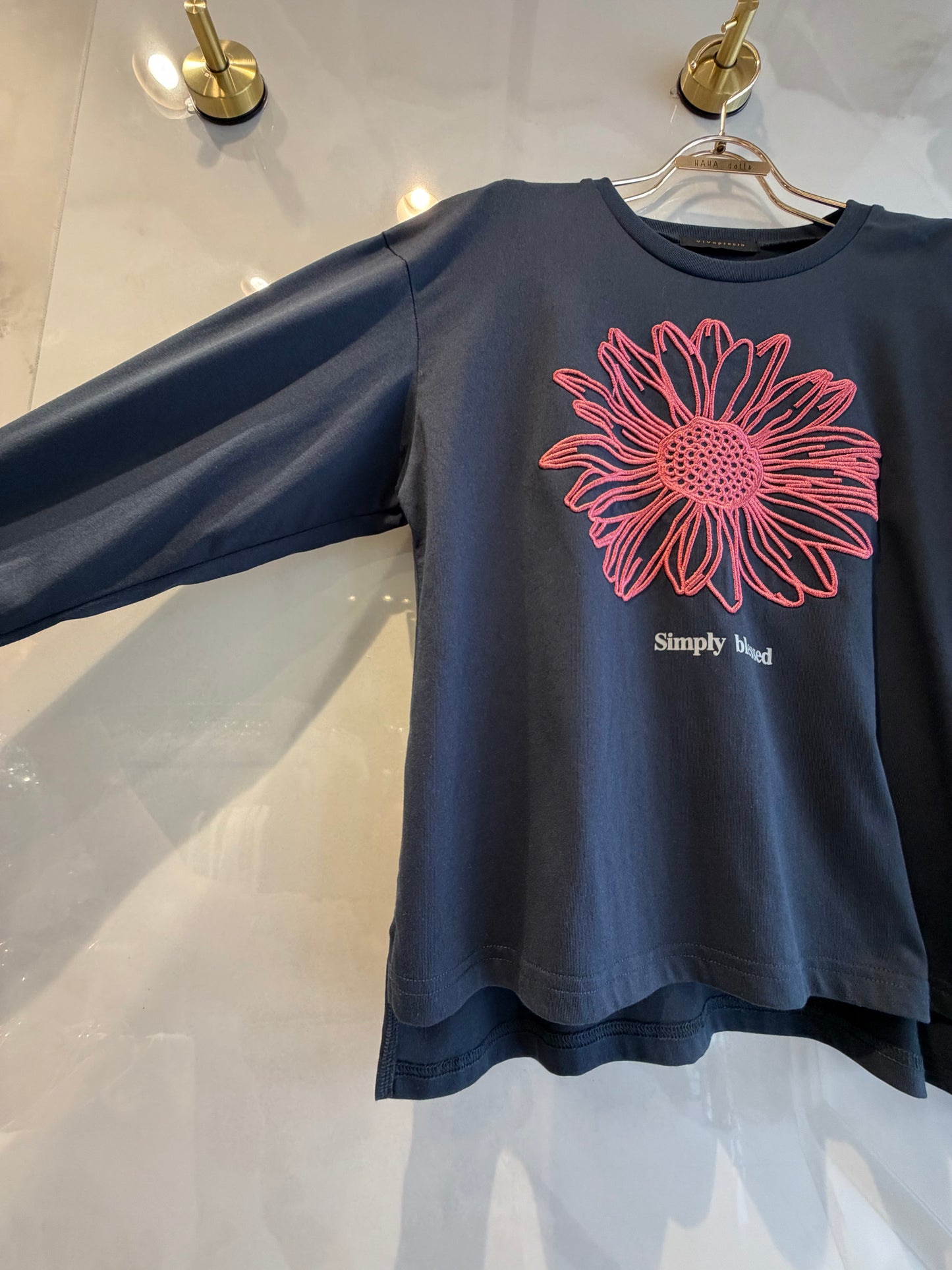 ［BLVE FRONCE］フラワー刺繍 ロングスリーブTシャツ
