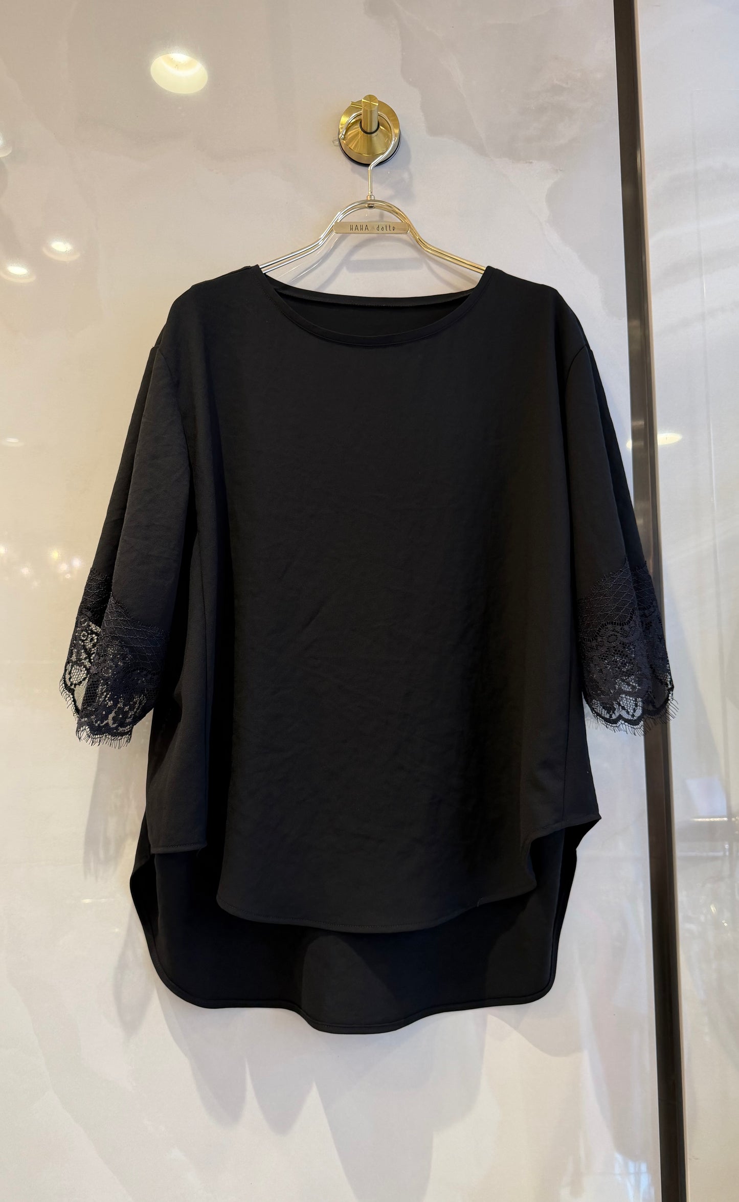 ［ご予約受付］レース付き半袖Tシャツ