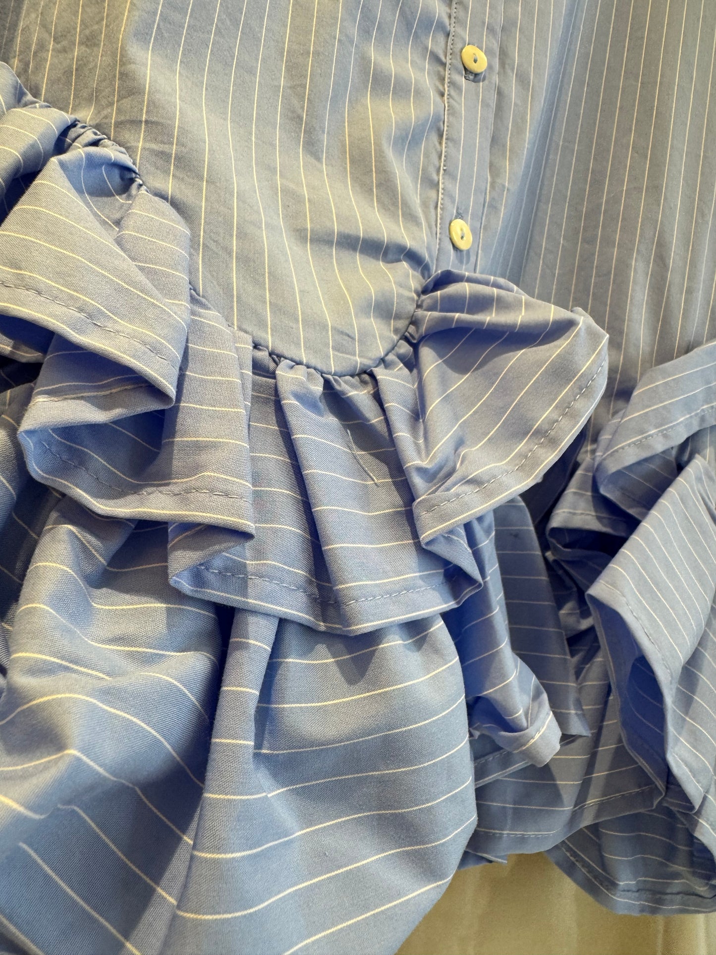 フリンジブラウス