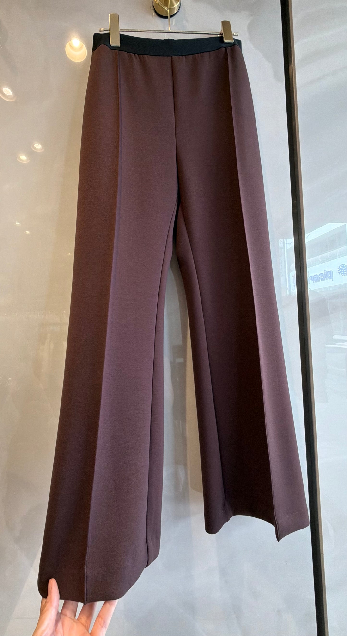［Lallia Mu］ピンタックフレアパンツ