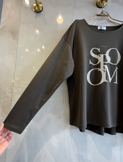 ［Spoom］SPOOM ロゴプリント ロングスリーブTシャツ