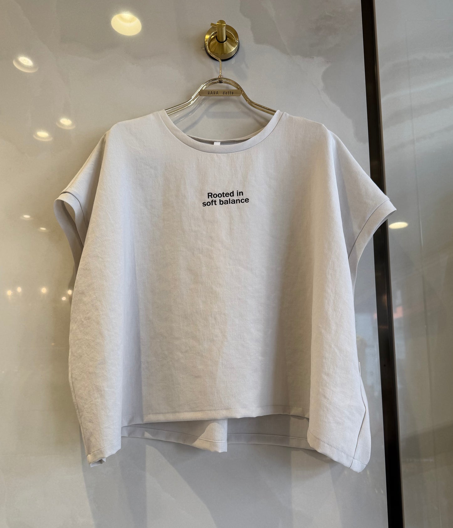 ［Dignite Coller］短丈バックタック　ロゴTシャツ