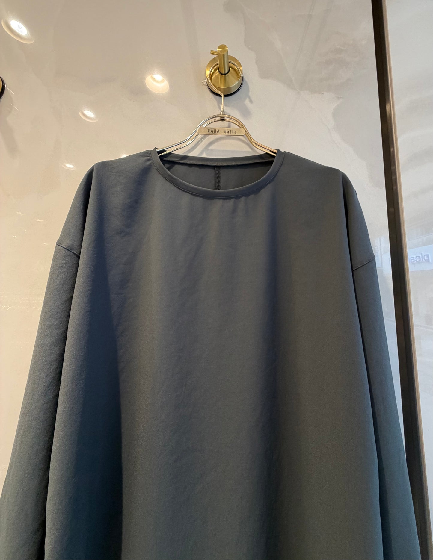 ［a/a］ノルディス生地ロングTシャツ