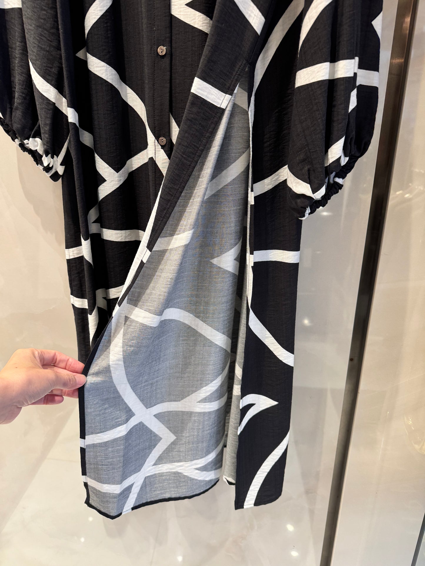 シャツワンピース