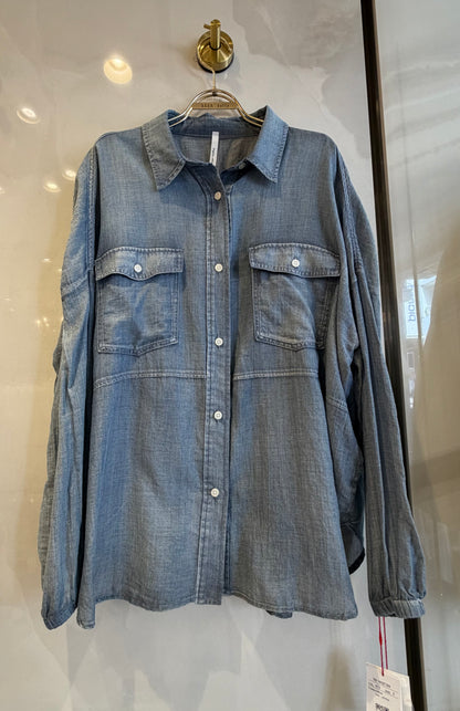［Dignite Coller デニム風コットンシャツ］