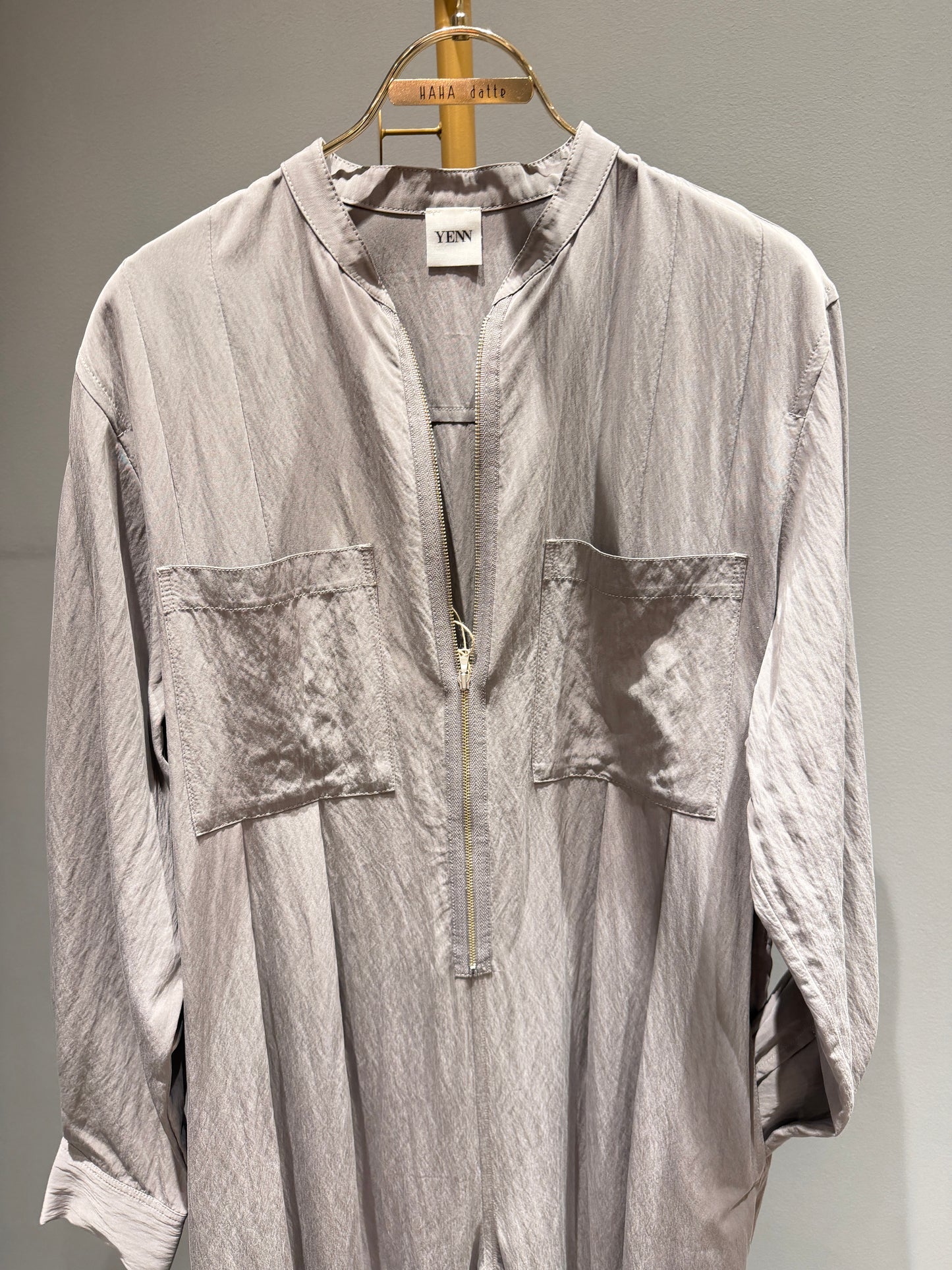 【YENN】ノーカラーZIPオールインワン