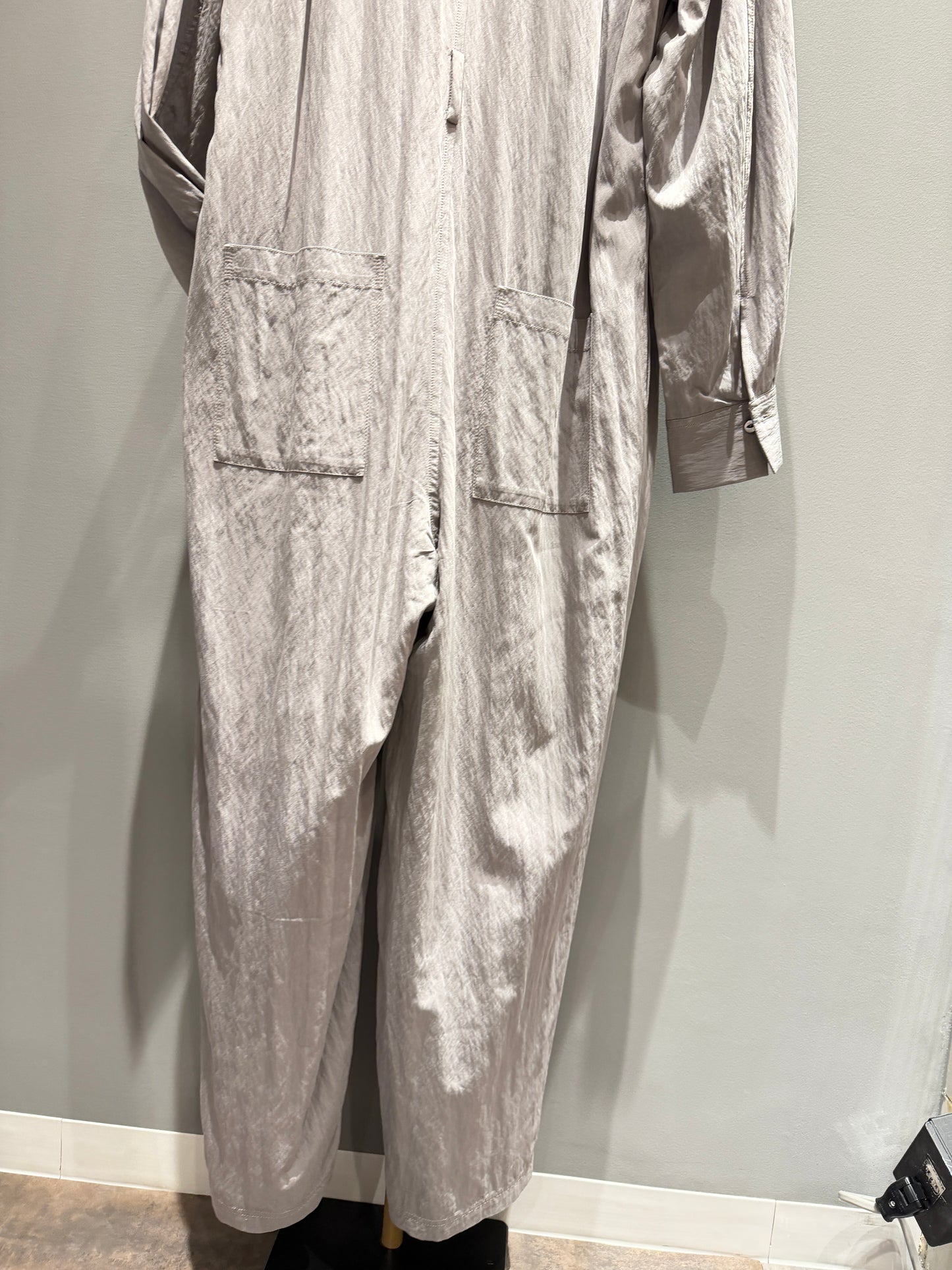 【YENN】ノーカラーZIPオールインワン